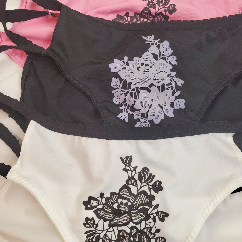 🐻 Nanette Lepore 3 Pair Sexy Strappy Panties - Picture 2 of 4